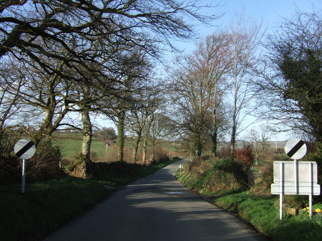 Country roads around North Road